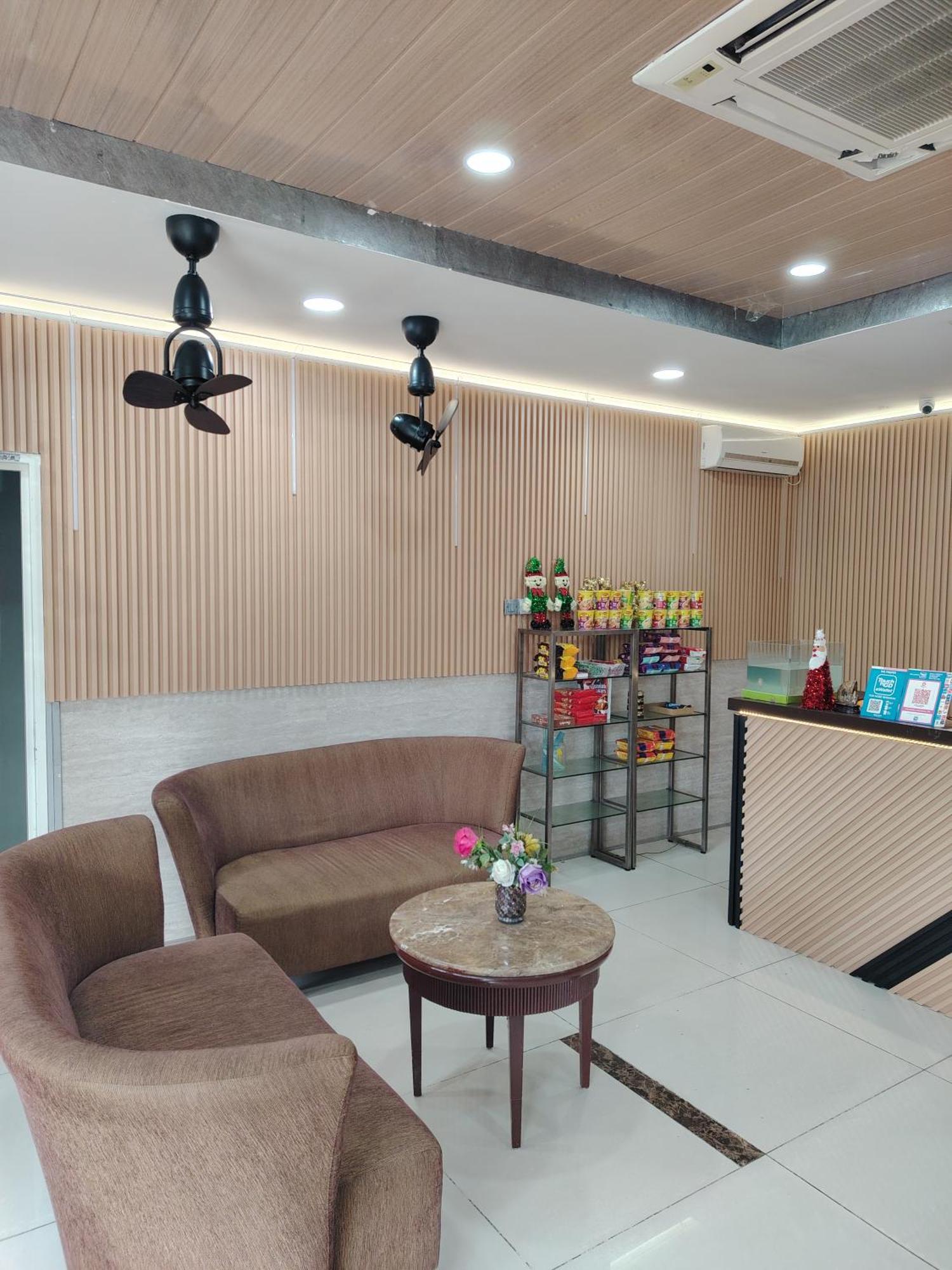 Golden Leaf Boutique Hotel Nusa Idaman Formerly Known As Ariana Hotel Джохор Бахру Екстериор снимка
