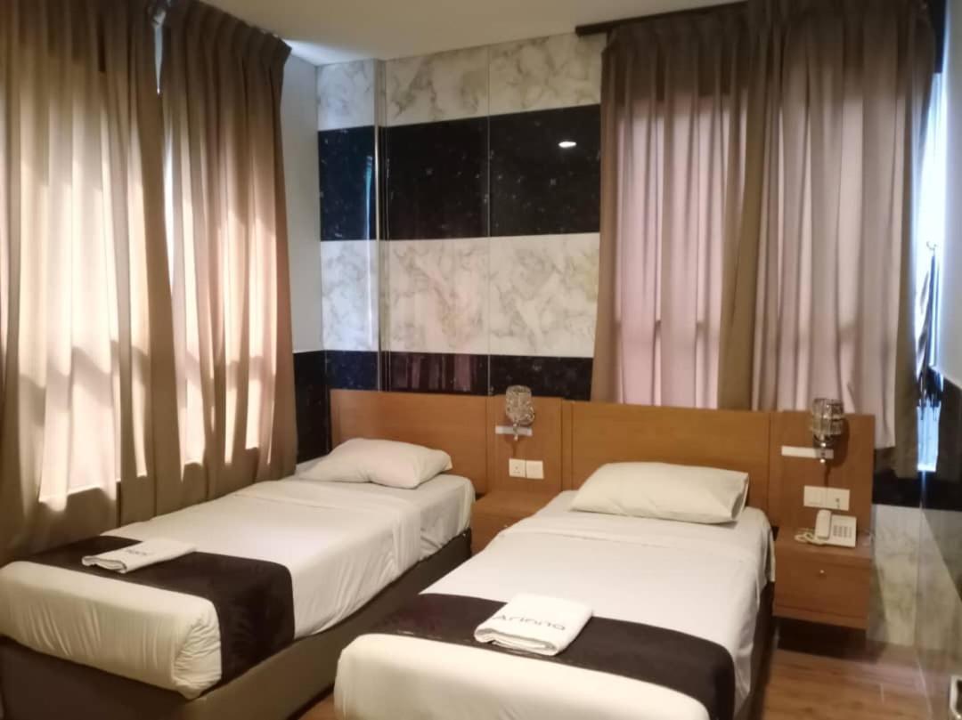 Golden Leaf Boutique Hotel Nusa Idaman Formerly Known As Ariana Hotel Джохор Бахру Екстериор снимка